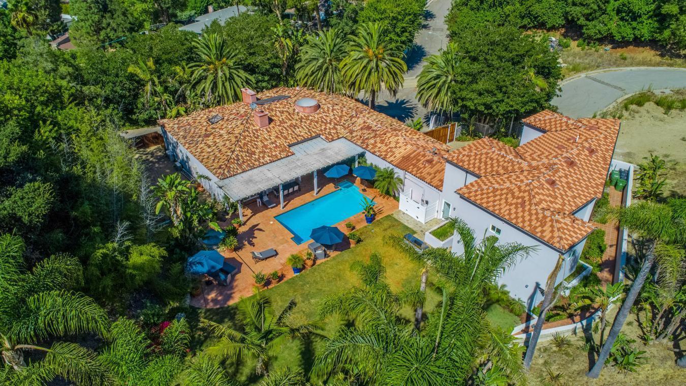 Beverly Hills Post Office, California, 90210, United States, 8 Bedrooms Bedrooms, ,11 BathroomsBathrooms,Residential,For Sale,1929551