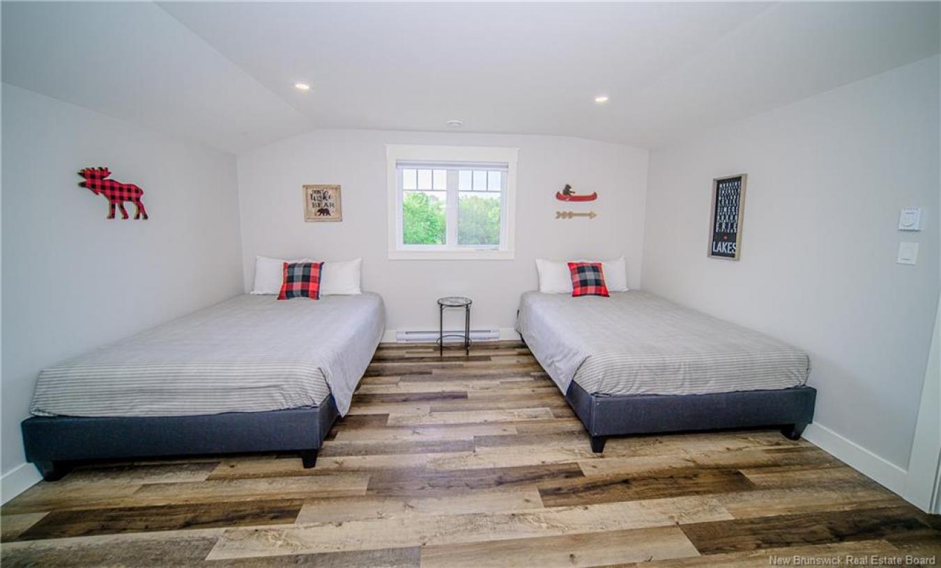 Cambridge-Narrows, Queens, E4C 2N6, Canada, 14 Bedrooms Bedrooms, ,10 BathroomsBathrooms,Residential,For Sale,1929552