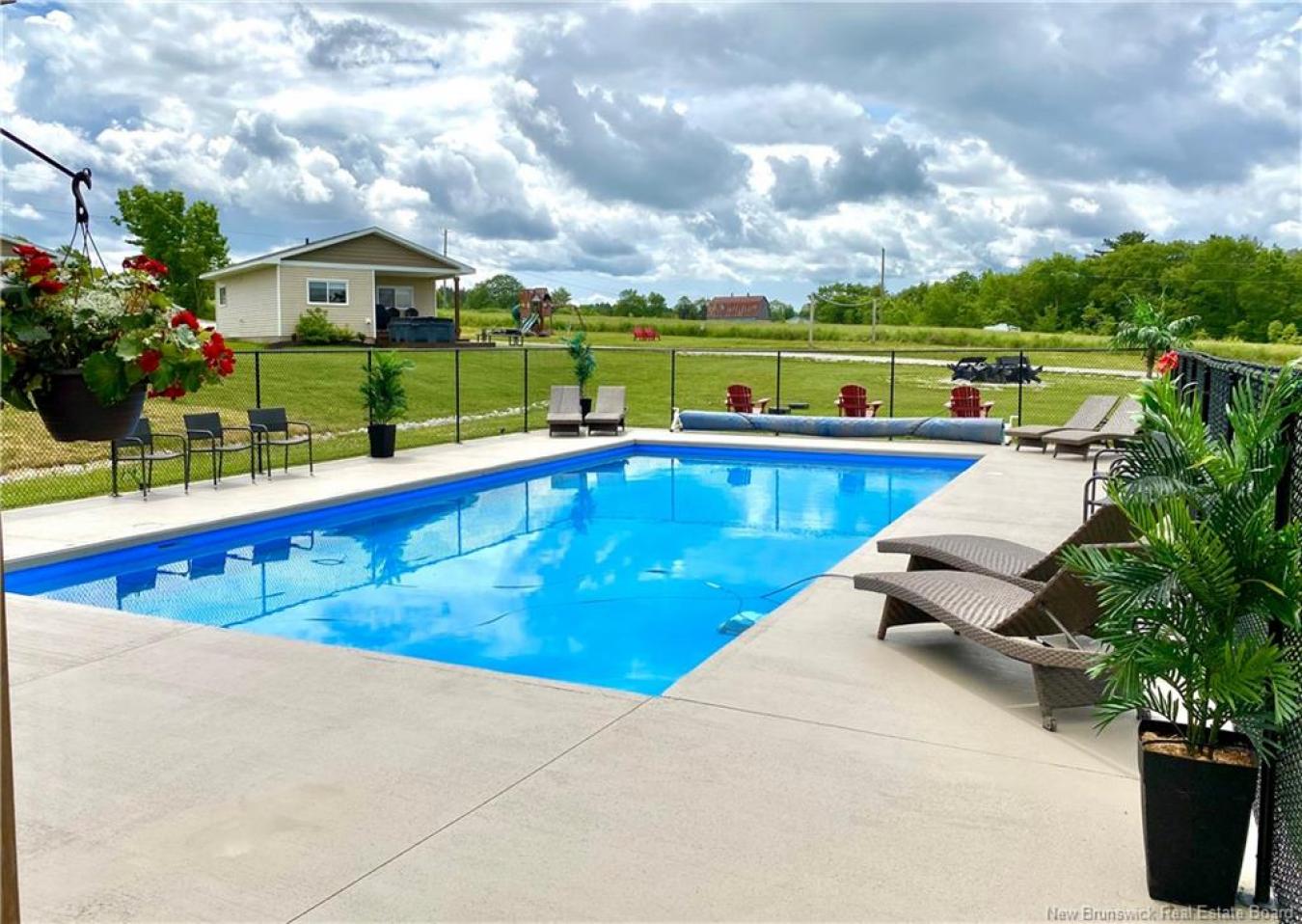 Cambridge-Narrows, Queens, E4C 2N6, Canada, 14 Bedrooms Bedrooms, ,10 BathroomsBathrooms,Residential,For Sale,1929552