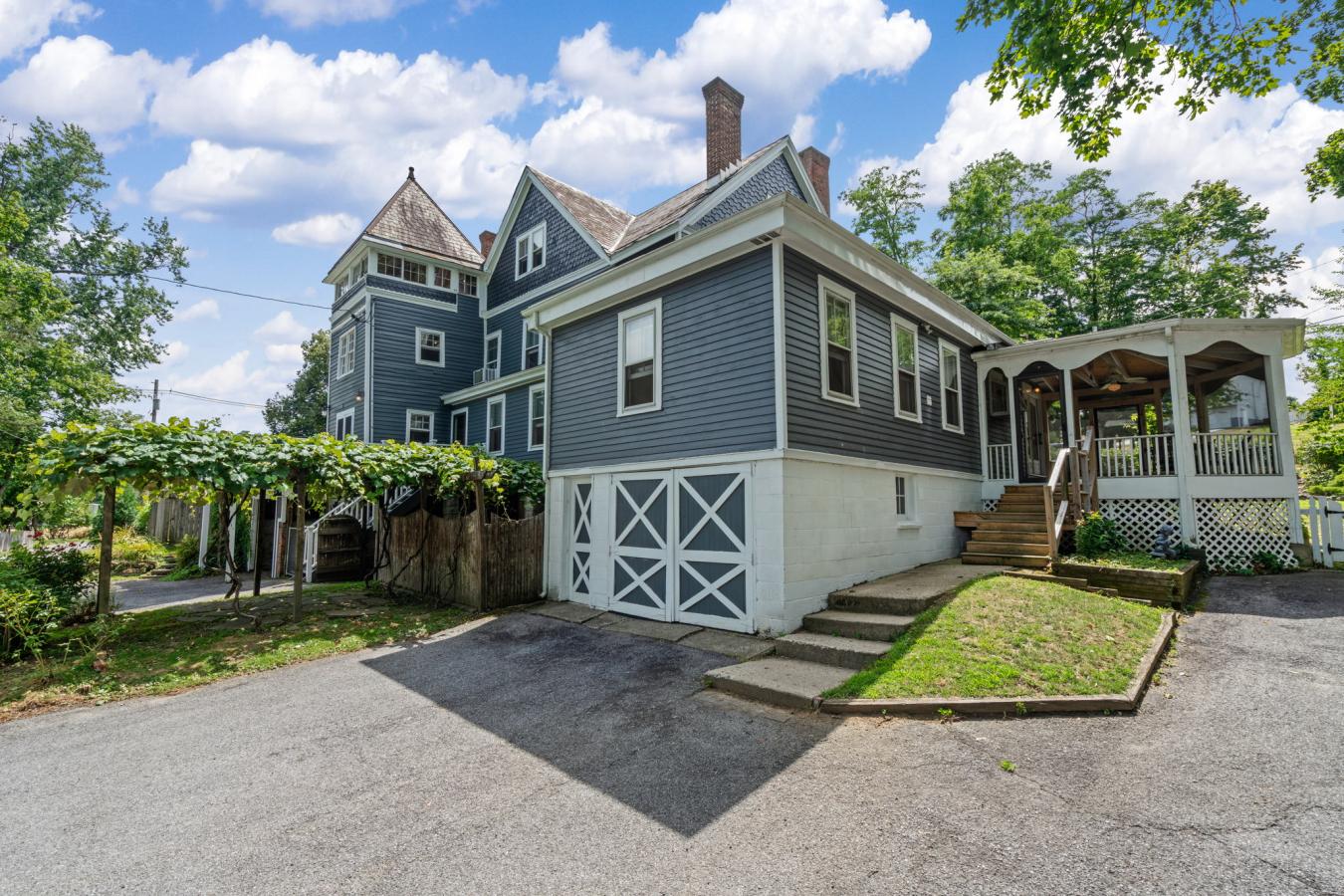 2 BALMVILLE ROAD, NEWBURGH, NY, 12550, United States, 7 Bedrooms Bedrooms, ,3 BathroomsBathrooms,Residential,For Sale,2 BALMVILLE ROAD,1124853