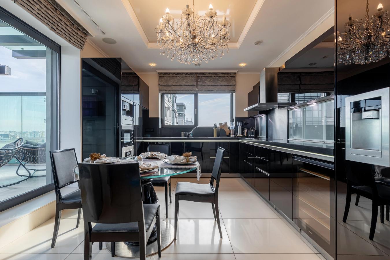 Bucharest, 023831, Romania, 4 Bedrooms Bedrooms, ,4 BathroomsBathrooms,Residential,For Sale,1929544