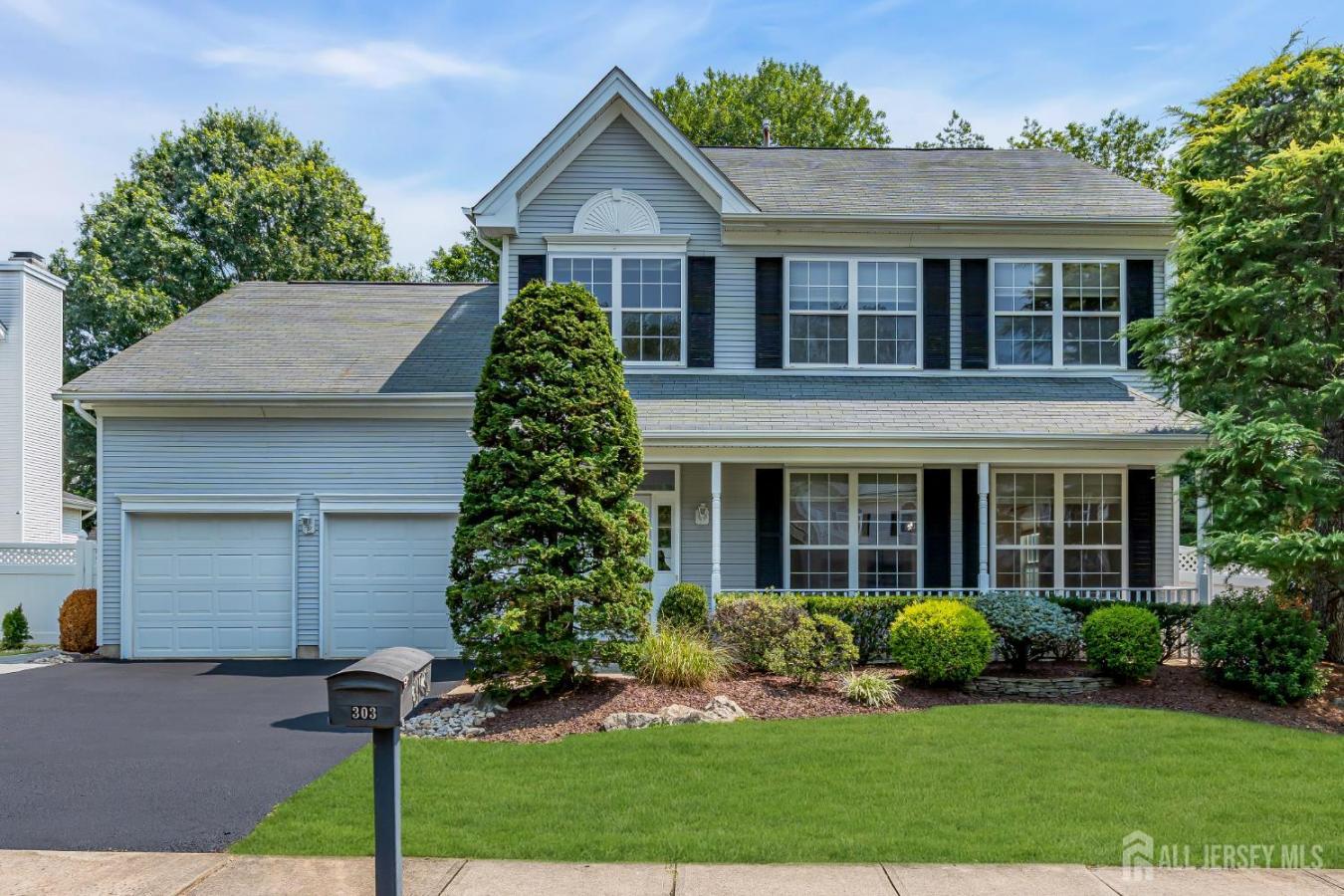 Morganville, Monmouth, 07751, United States, 4 Bedrooms Bedrooms, ,2 BathroomsBathrooms,Residential,For Sale,1929542