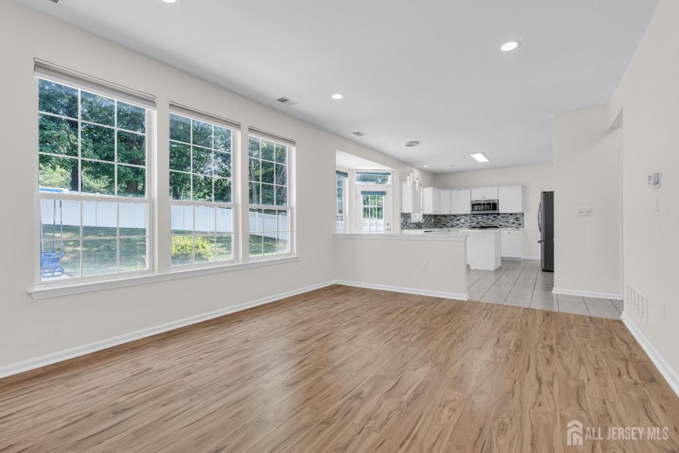 Morganville, Monmouth, 07751, United States, 4 Bedrooms Bedrooms, ,2 BathroomsBathrooms,Residential,For Sale,1929542