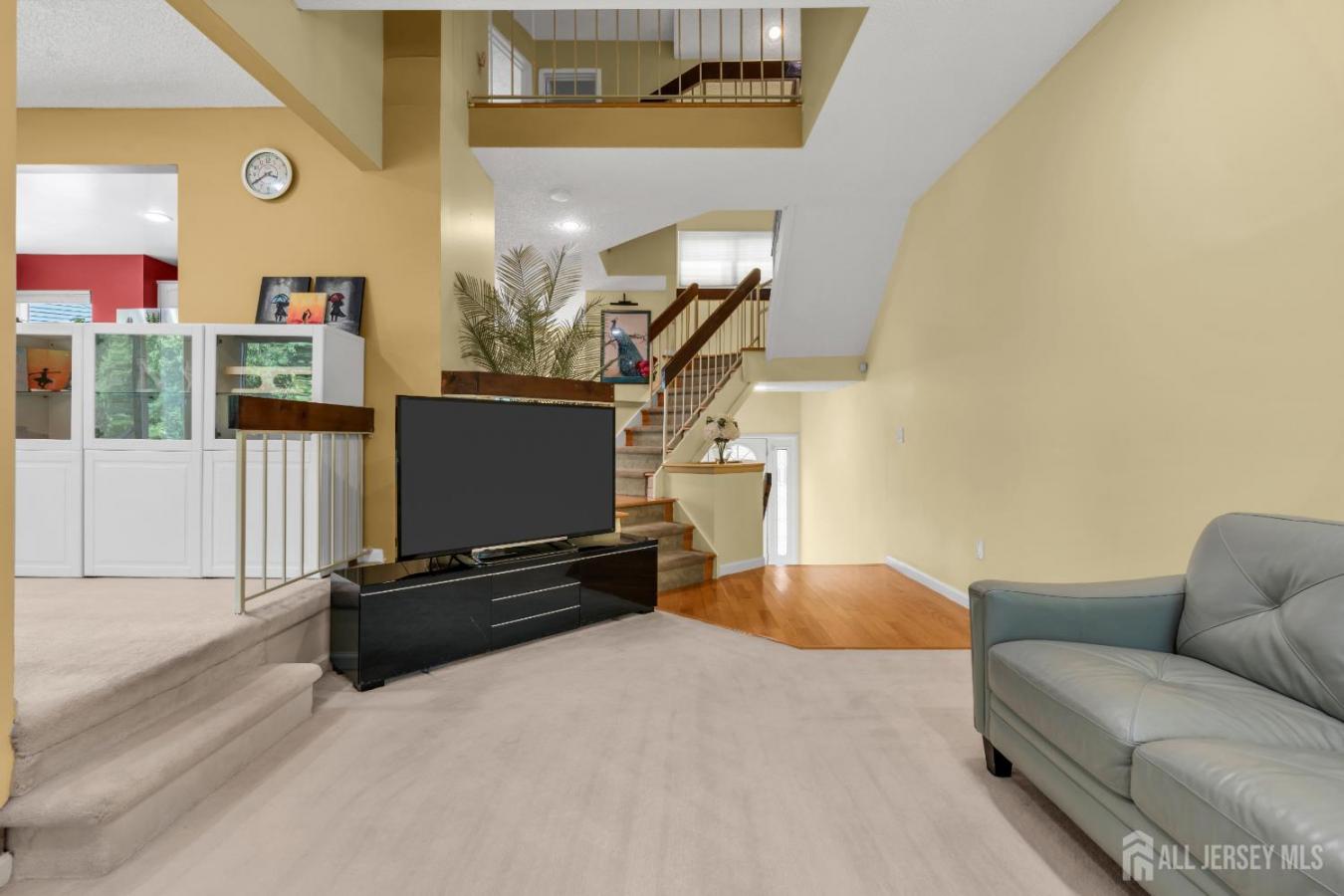 East Brunswick, Middlesex, 08816, United States, 3 Bedrooms Bedrooms, ,2 BathroomsBathrooms,Residential,For Sale,1929539