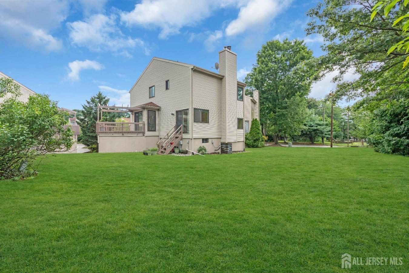 East Brunswick, Middlesex, 08816, United States, 3 Bedrooms Bedrooms, ,2 BathroomsBathrooms,Residential,For Sale,1929539