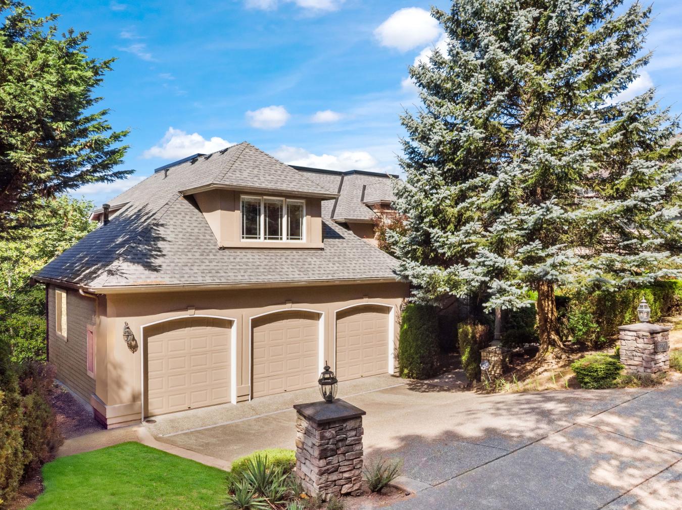 Bellevue, King, 98006, United States, 5 Bedrooms Bedrooms, ,3 BathroomsBathrooms,Residential,For Sale,1929538