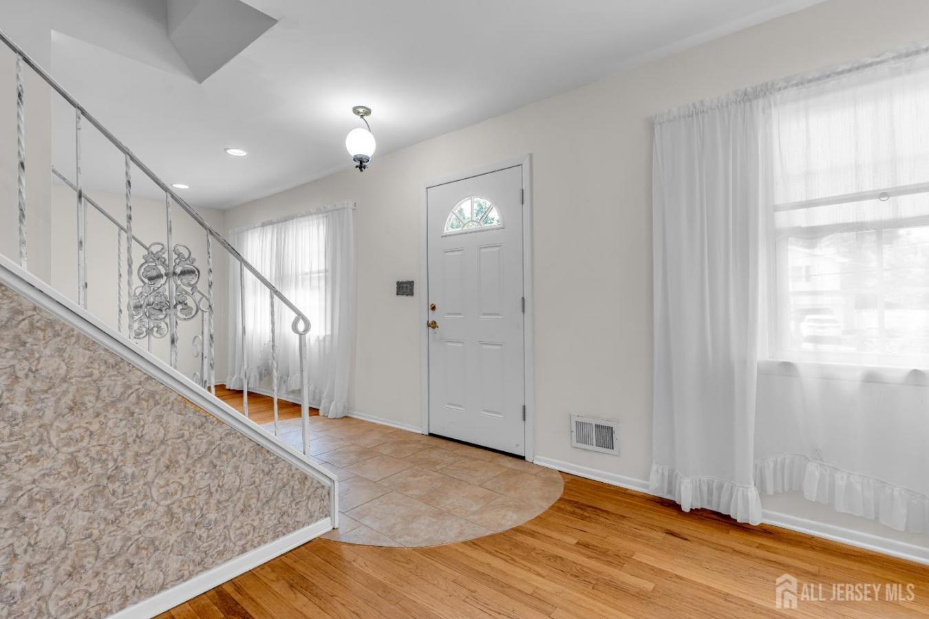 Matawan, Monmouth, 07747, United States, 4 Bedrooms Bedrooms, ,2 BathroomsBathrooms,Residential,For Sale,1946833