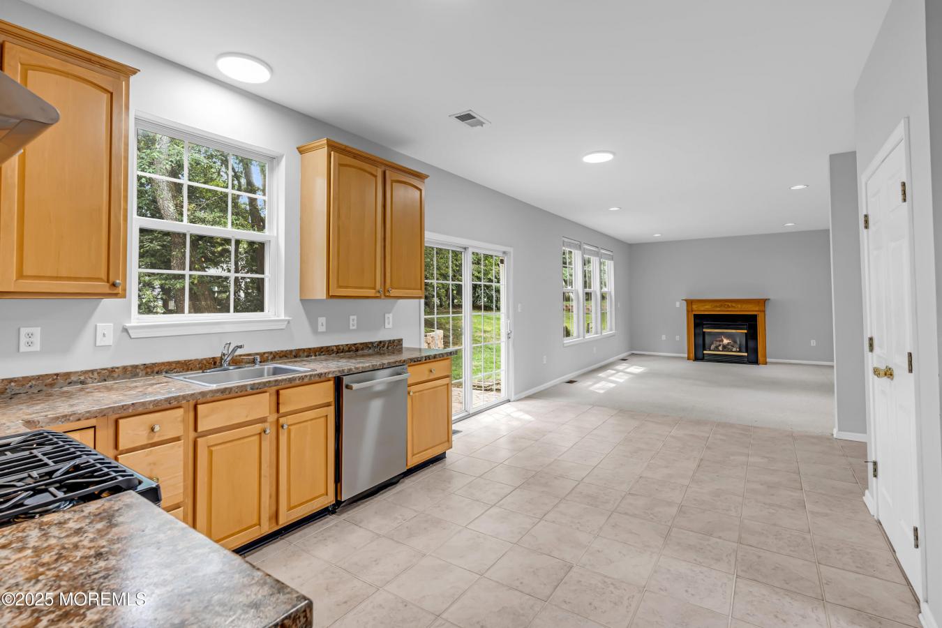 Marlboro, Monmouth, 07746, United States, 1 Bedroom Bedrooms, ,2 BathroomsBathrooms,Residential,For Sale,1929536