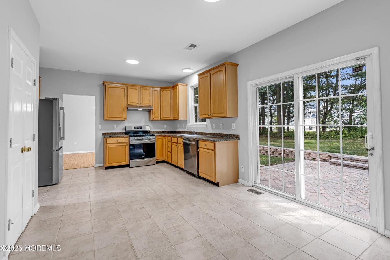 Marlboro, Monmouth, 07746, United States, 1 Bedroom Bedrooms, ,2 BathroomsBathrooms,Residential,For Sale,1929536