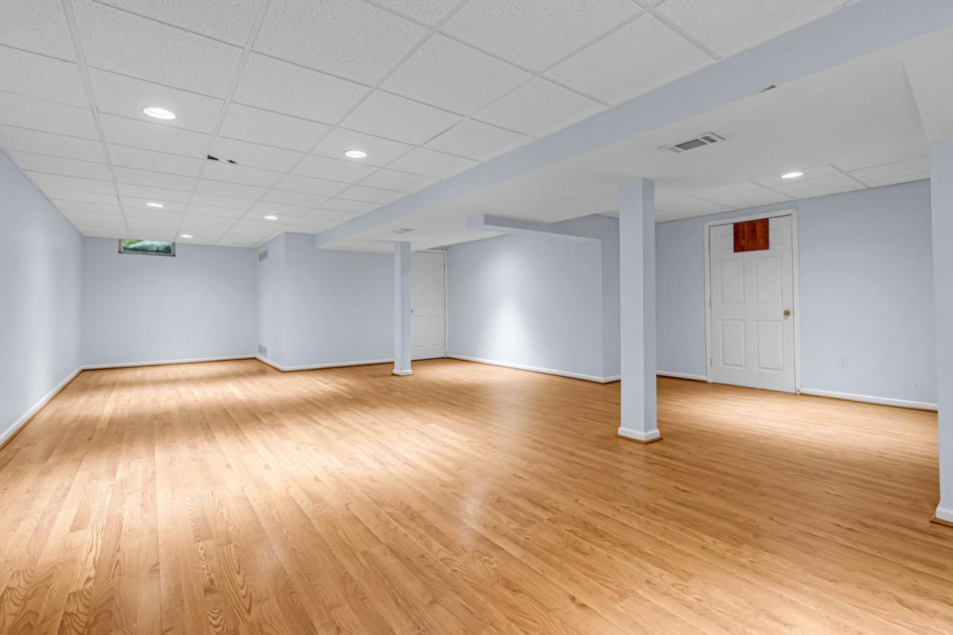 Marlboro, Monmouth, 07746, United States, 1 Bedroom Bedrooms, ,2 BathroomsBathrooms,Residential,For Sale,1929536