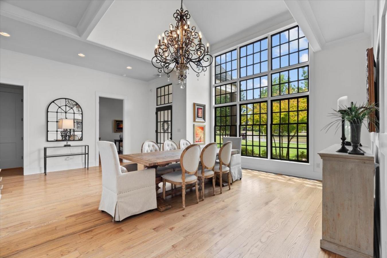 Collierville, Shelby, 38017, United States, 6 Bedrooms Bedrooms, ,4 BathroomsBathrooms,Residential,For Sale,1929537