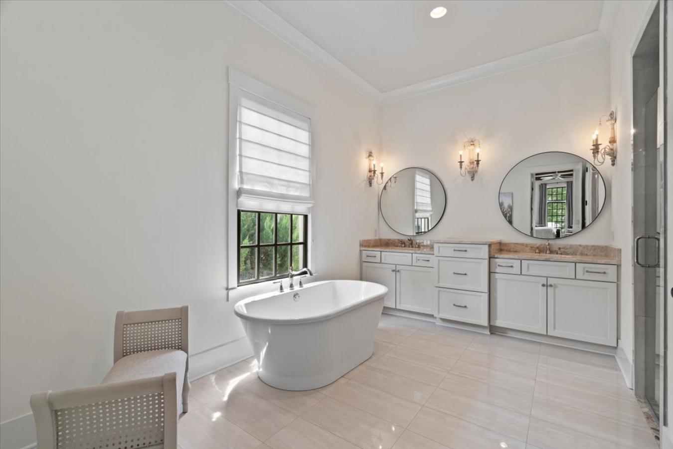 Collierville, Shelby, 38017, United States, 6 Bedrooms Bedrooms, ,4 BathroomsBathrooms,Residential,For Sale,1929537