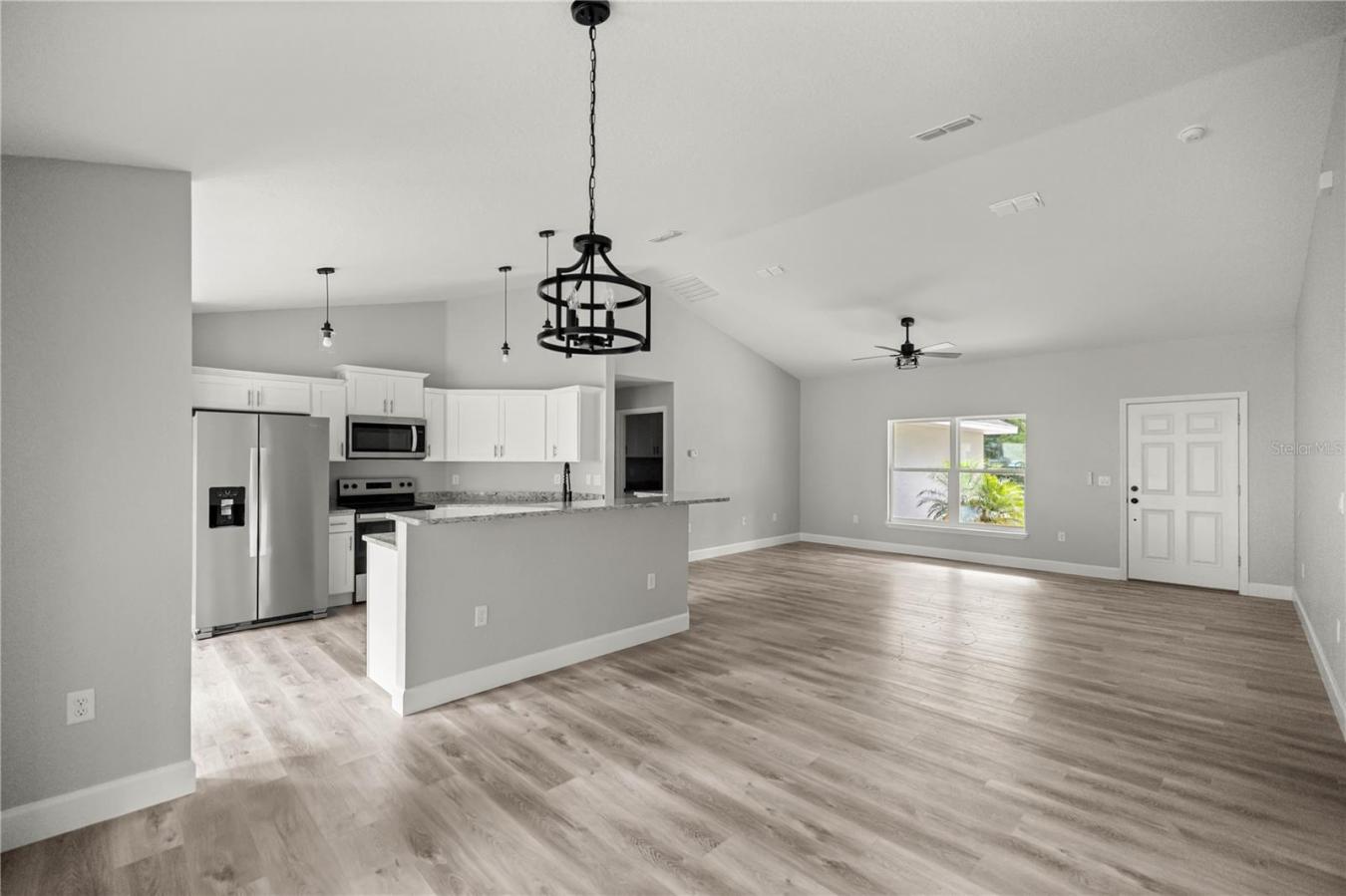 4065 SW 5th Avenue, Ocala, Marion, 34471, United States, 3 Bedrooms Bedrooms, ,Residential,For Sale,4065 SW 5th Avenue,OM705256