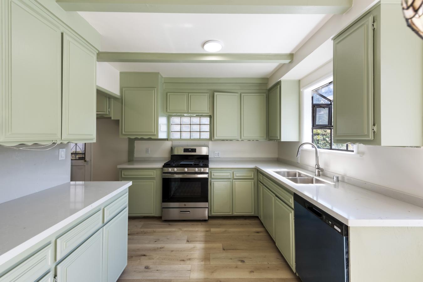 Sun Valley, Los Angeles, 91352, United States, 3 Bedrooms Bedrooms, ,2 BathroomsBathrooms,Residential,For Sale,1929535