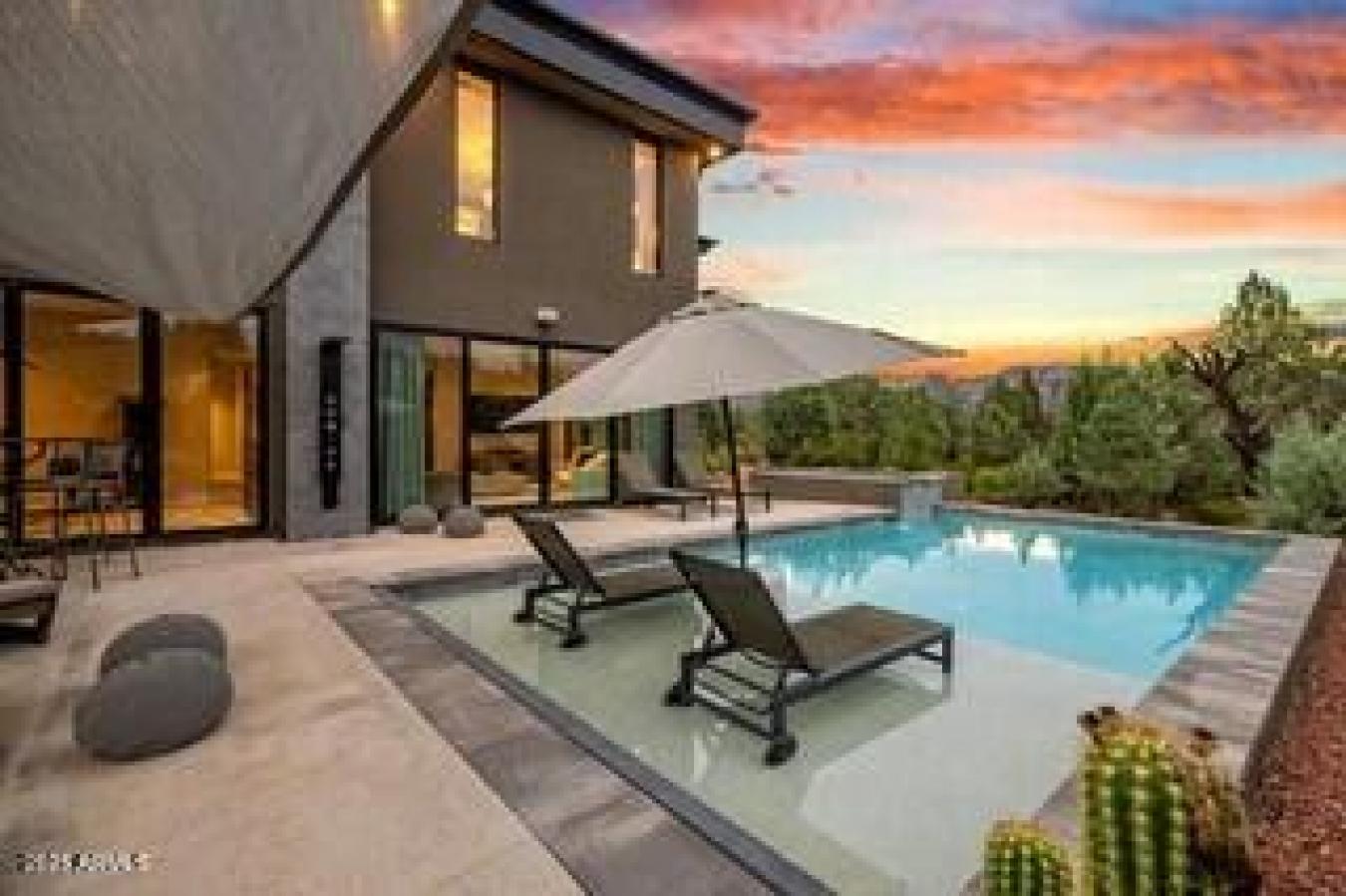 Sedona, Yavapai, 86336, United States, 5 Bedrooms Bedrooms, ,2 BathroomsBathrooms,Residential,For Sale,1929532