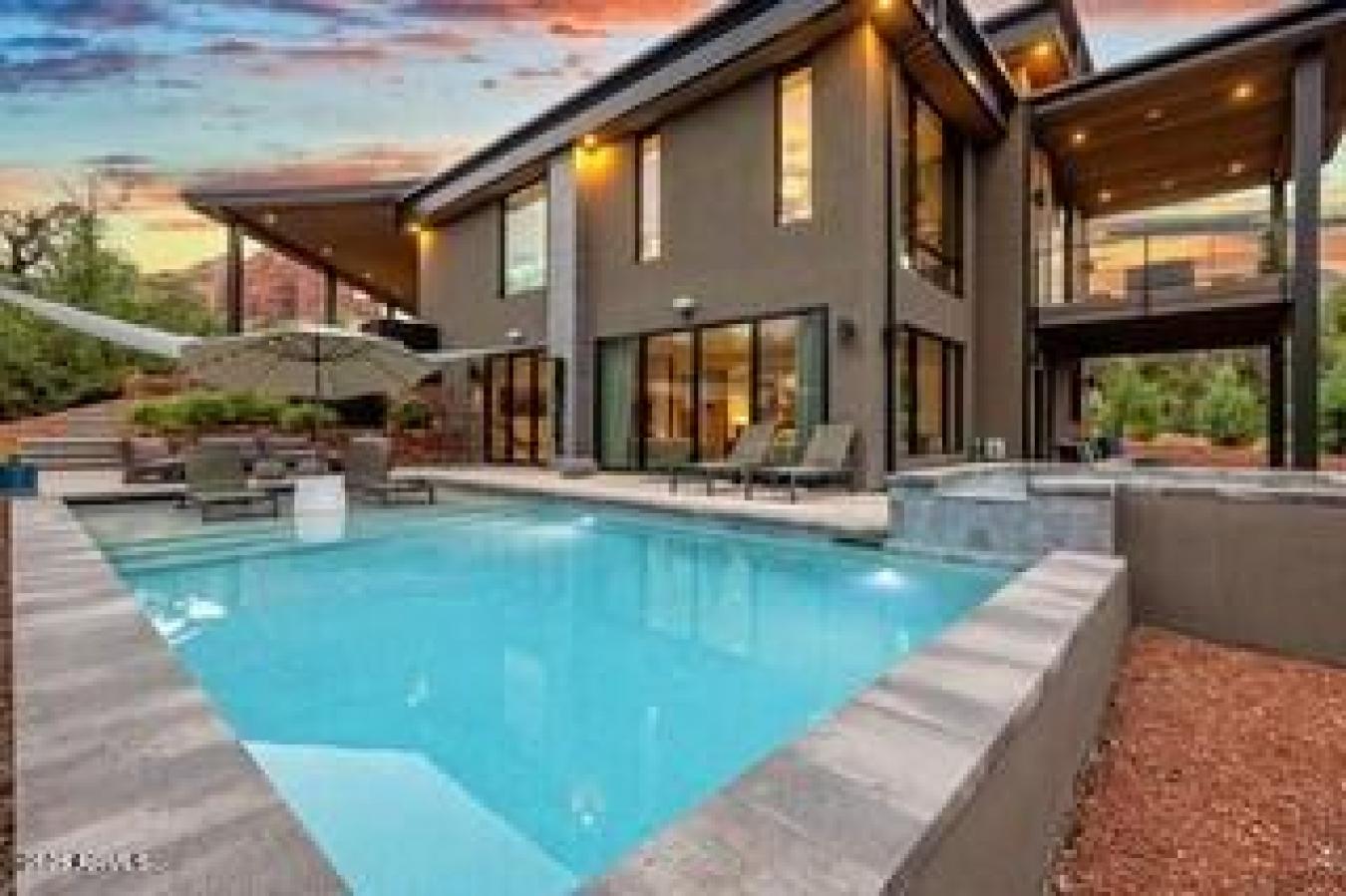 Sedona, Yavapai, 86336, United States, 5 Bedrooms Bedrooms, ,2 BathroomsBathrooms,Residential,For Sale,1929532