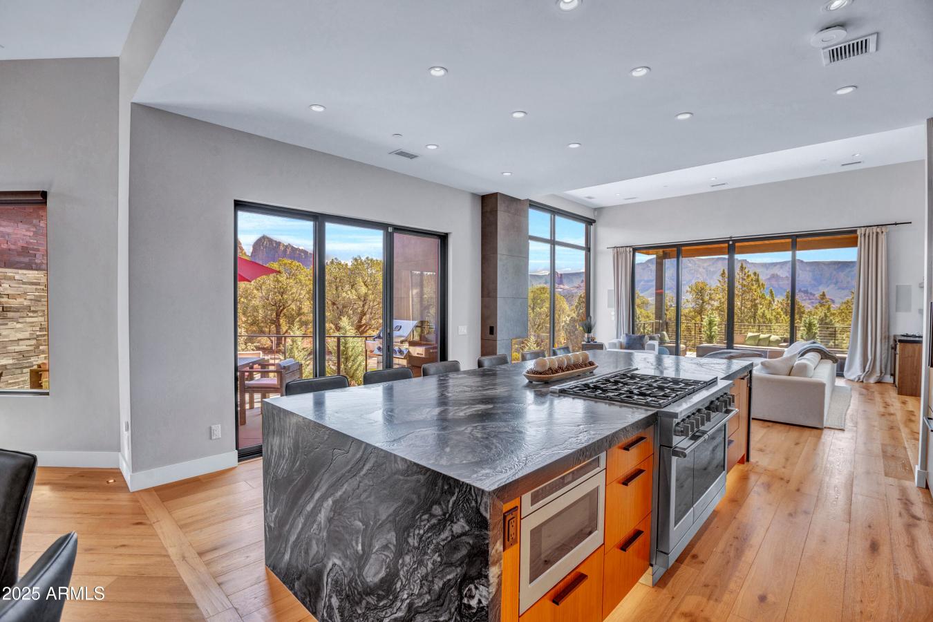 Sedona, Yavapai, 86336, United States, 5 Bedrooms Bedrooms, ,2 BathroomsBathrooms,Residential,For Sale,1929532