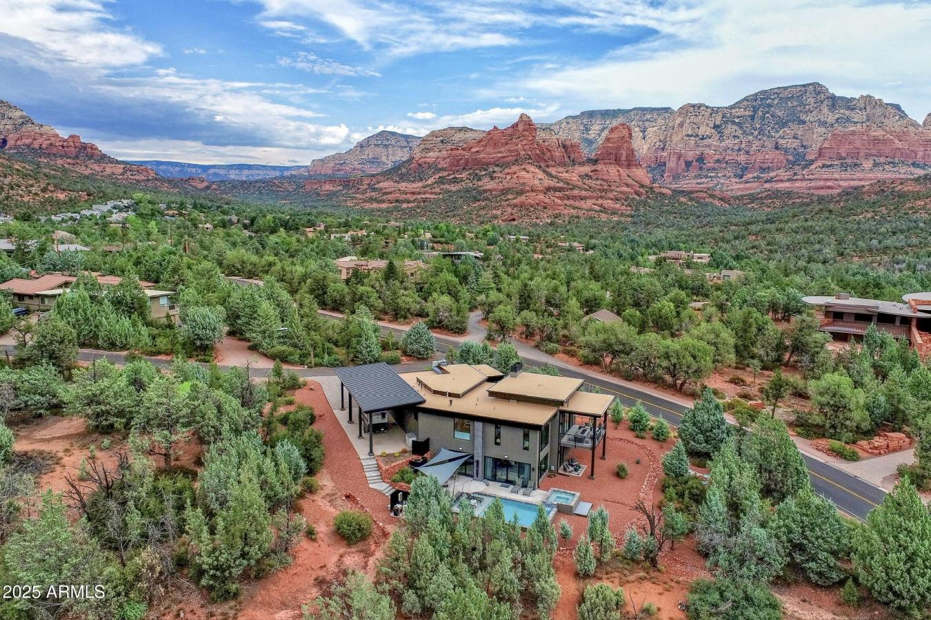 Sedona, Yavapai, 86336, United States, 5 Bedrooms Bedrooms, ,2 BathroomsBathrooms,Residential,For Sale,1929532