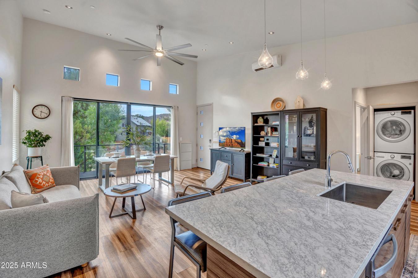 Sedona, Yavapai, 86336, United States, 3 Bedrooms Bedrooms, ,3 BathroomsBathrooms,Residential,For Sale,1929531