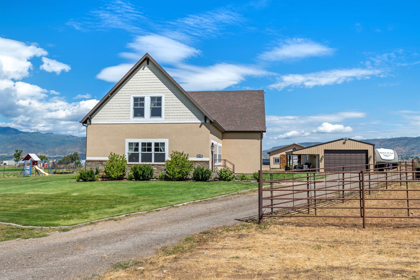 Daniel, Wasatch, 84032, United States, 4 Bedrooms Bedrooms, ,2 BathroomsBathrooms,Residential,For Sale,1936037