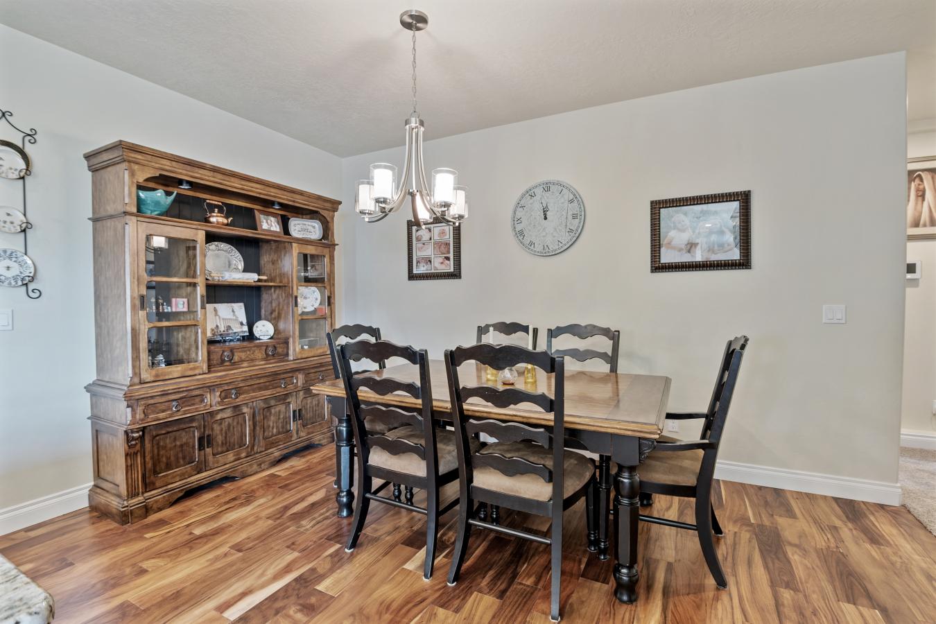 Daniel, Wasatch, 84032, United States, 4 Bedrooms Bedrooms, ,2 BathroomsBathrooms,Residential,For Sale,1936037