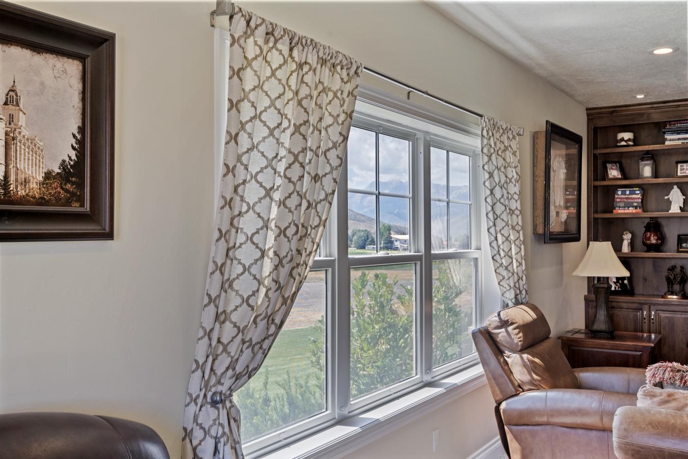 Daniel, Wasatch, 84032, United States, 4 Bedrooms Bedrooms, ,2 BathroomsBathrooms,Residential,For Sale,1936037