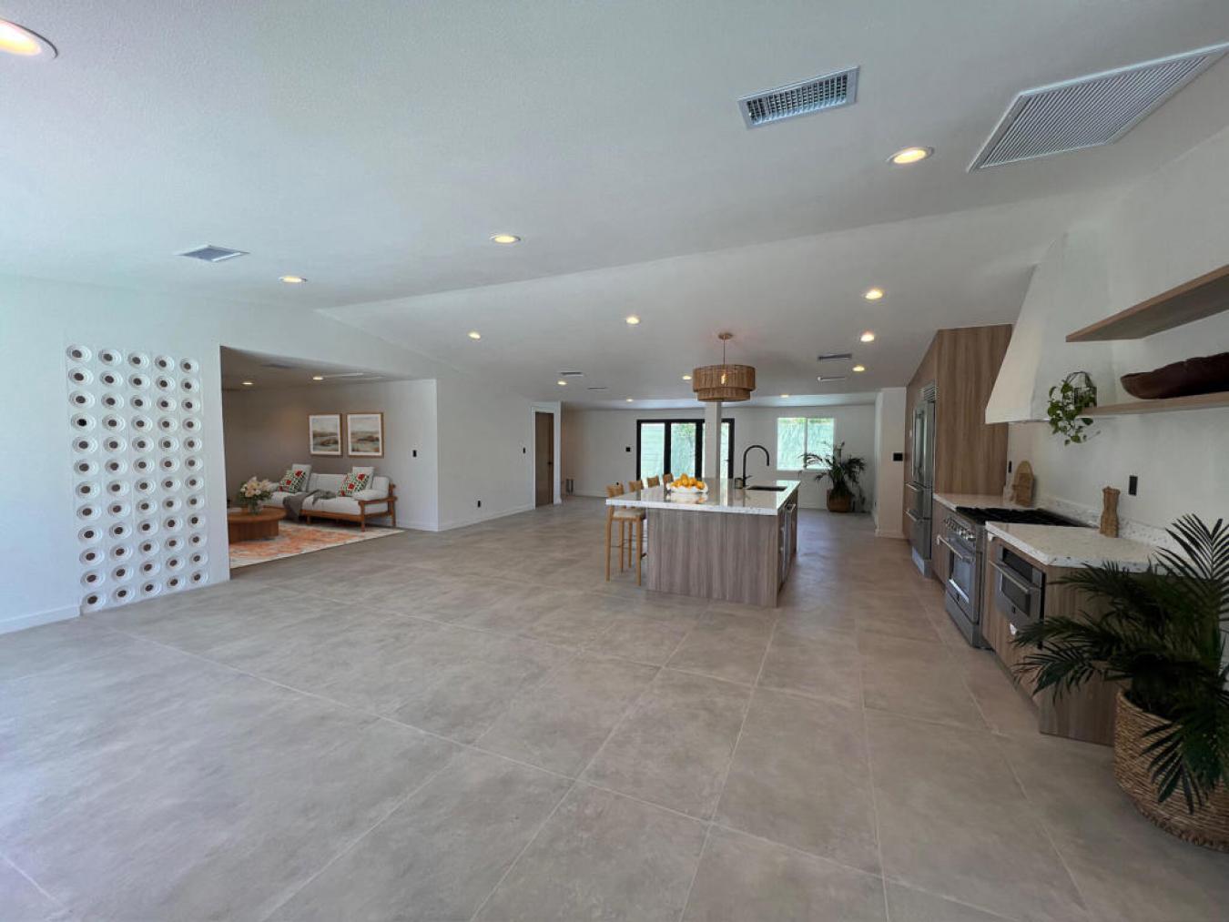 Palm Springs, Riverside, 92264, United States, 3 Bedrooms Bedrooms, ,3 BathroomsBathrooms,Residential,For Sale,1929529