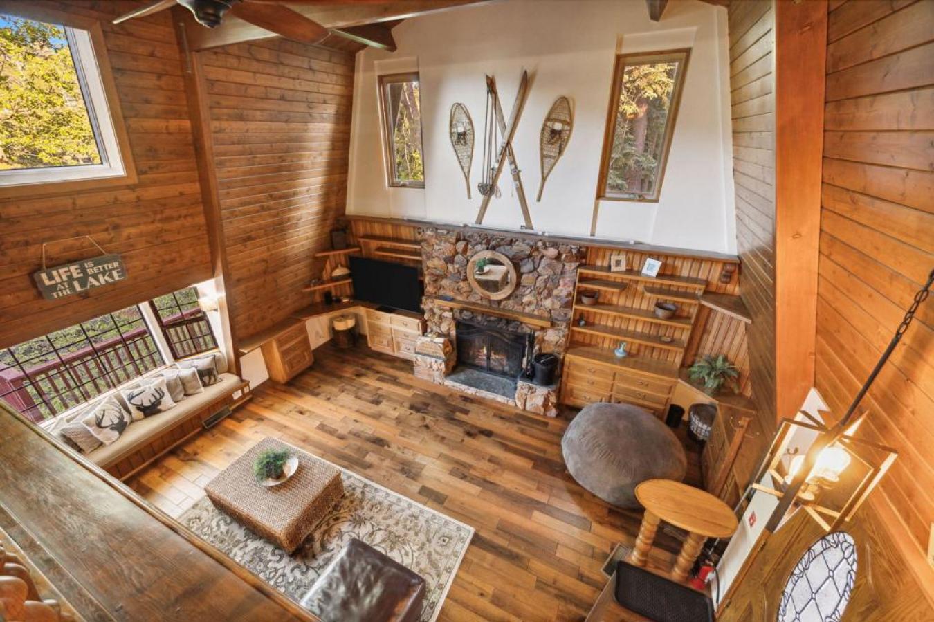 Lake Arrowhead, San Bernardino, 92352, United States, 5 Bedrooms Bedrooms, ,-2 BathroomBathrooms,Residential,For Sale,1929528