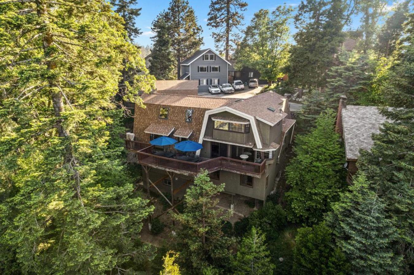 Lake Arrowhead, San Bernardino, 92352, United States, 5 Bedrooms Bedrooms, ,-2 BathroomBathrooms,Residential,For Sale,1929528