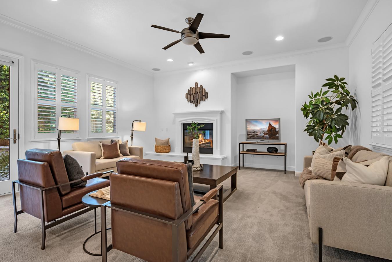 El Dorado Hills, El Dorado, 95762, United States, 5 Bedrooms Bedrooms, ,4 BathroomsBathrooms,Residential,For Sale,1933839