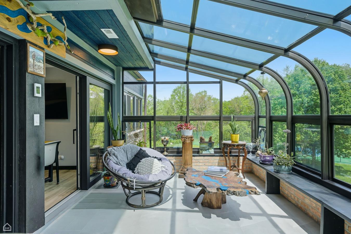 Barrington, Cook, 60010, United States, 6 Bedrooms Bedrooms, ,3 BathroomsBathrooms,Residential,For Sale,1943962