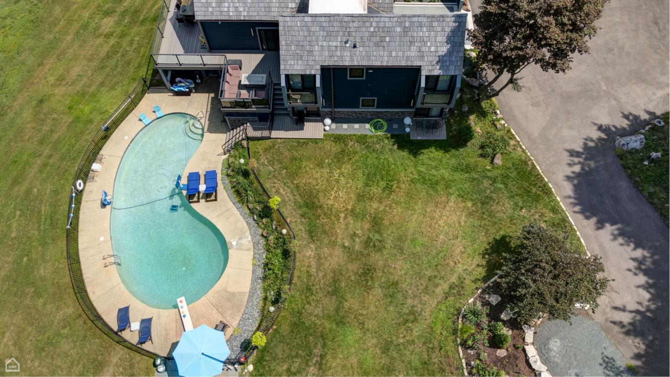 Barrington, Cook, 60010, United States, 6 Bedrooms Bedrooms, ,3 BathroomsBathrooms,Residential,For Sale,1943962