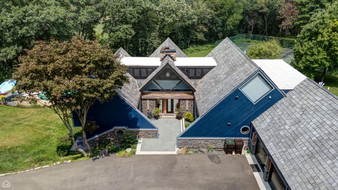 Barrington, Cook, 60010, United States, 6 Bedrooms Bedrooms, ,3 BathroomsBathrooms,Residential,For Sale,1943962