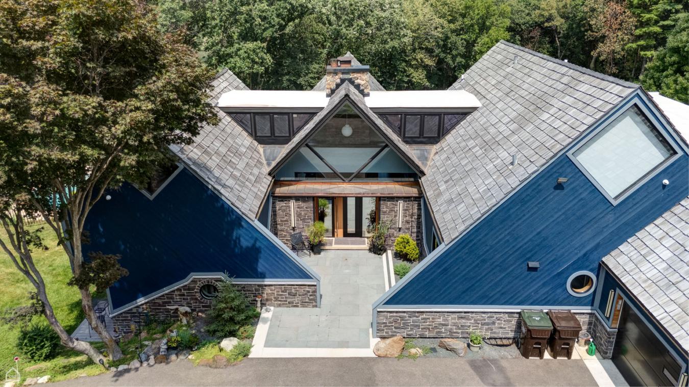 Barrington, Cook, 60010, United States, 6 Bedrooms Bedrooms, ,3 BathroomsBathrooms,Residential,For Sale,1943962