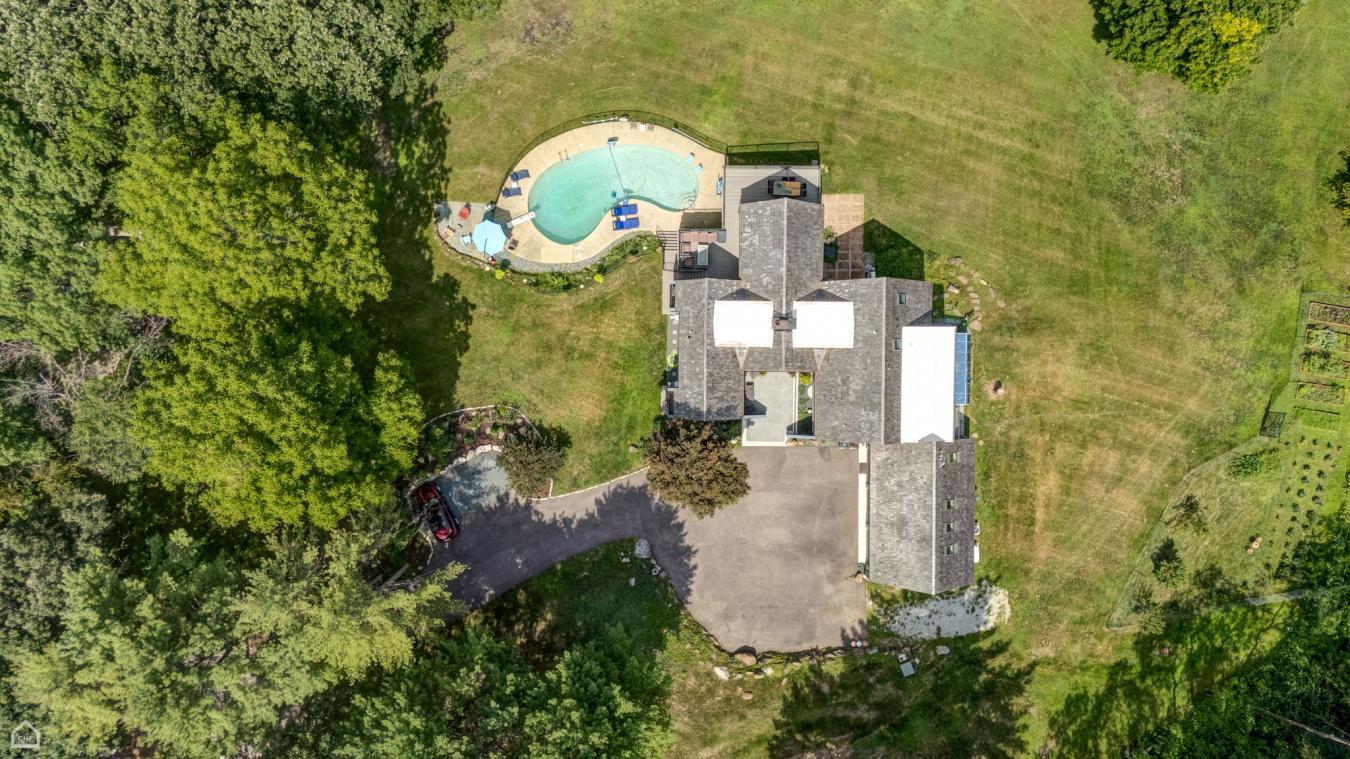 Barrington, Cook, 60010, United States, 6 Bedrooms Bedrooms, ,3 BathroomsBathrooms,Residential,For Sale,1943962