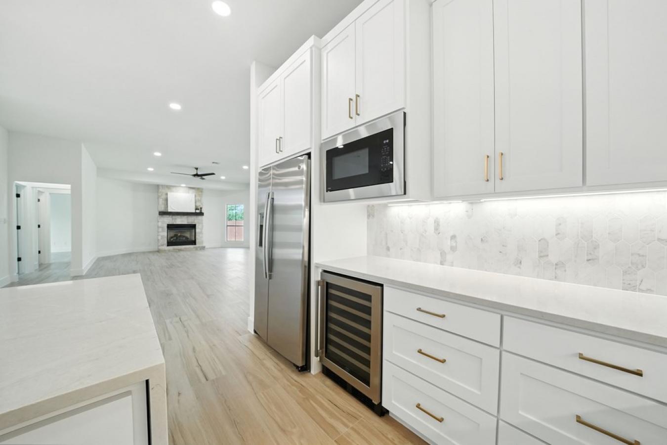 Fredericksburg, Gillespie, 78624, United States, 3 Bedrooms Bedrooms, ,2 BathroomsBathrooms,Residential,For Sale,1929527