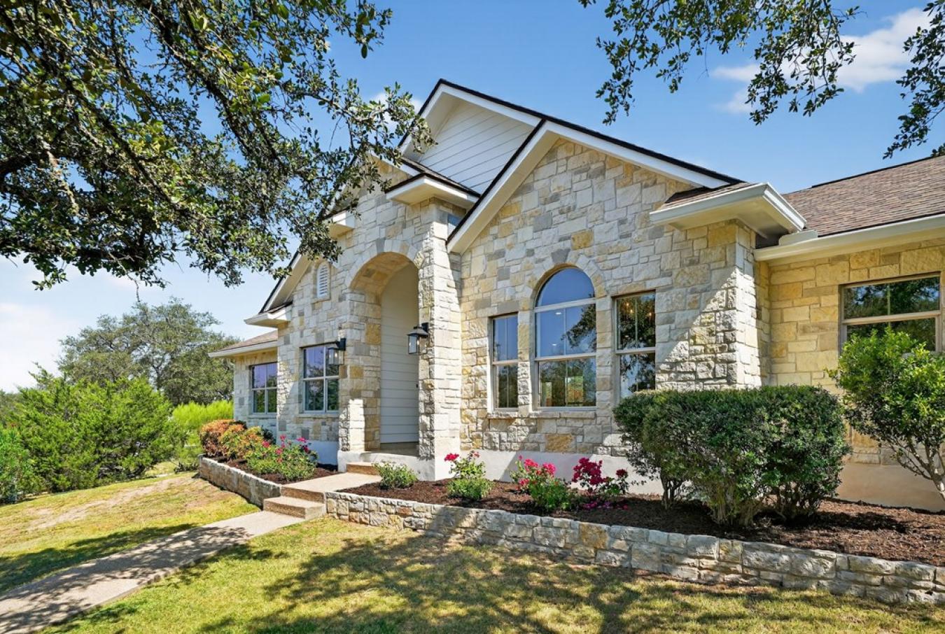 Fredericksburg, Gillespie, 78624, United States, 3 Bedrooms Bedrooms, ,2 BathroomsBathrooms,Residential,For Sale,1929527