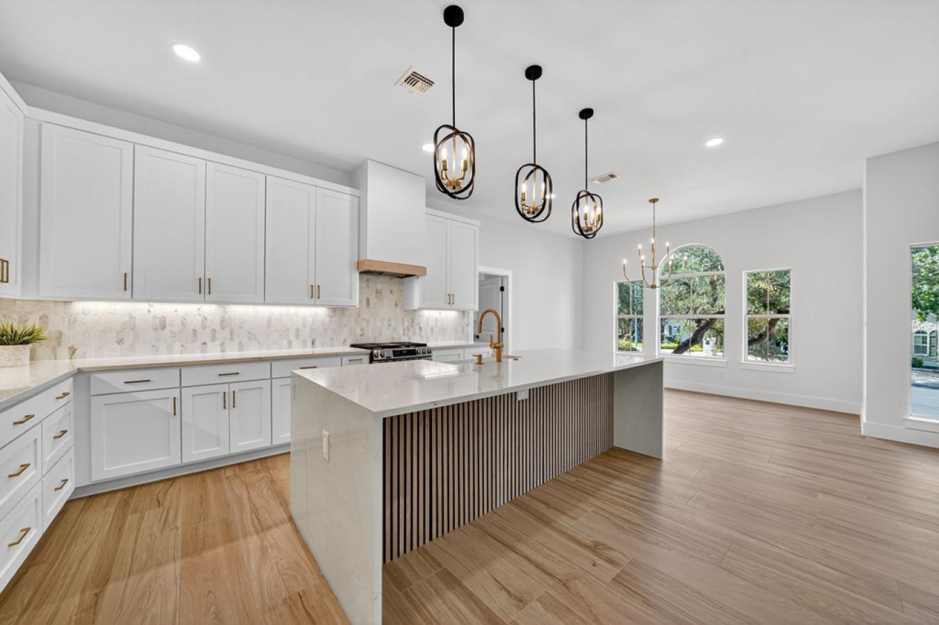 Fredericksburg, Gillespie, 78624, United States, 3 Bedrooms Bedrooms, ,2 BathroomsBathrooms,Residential,For Sale,1929527