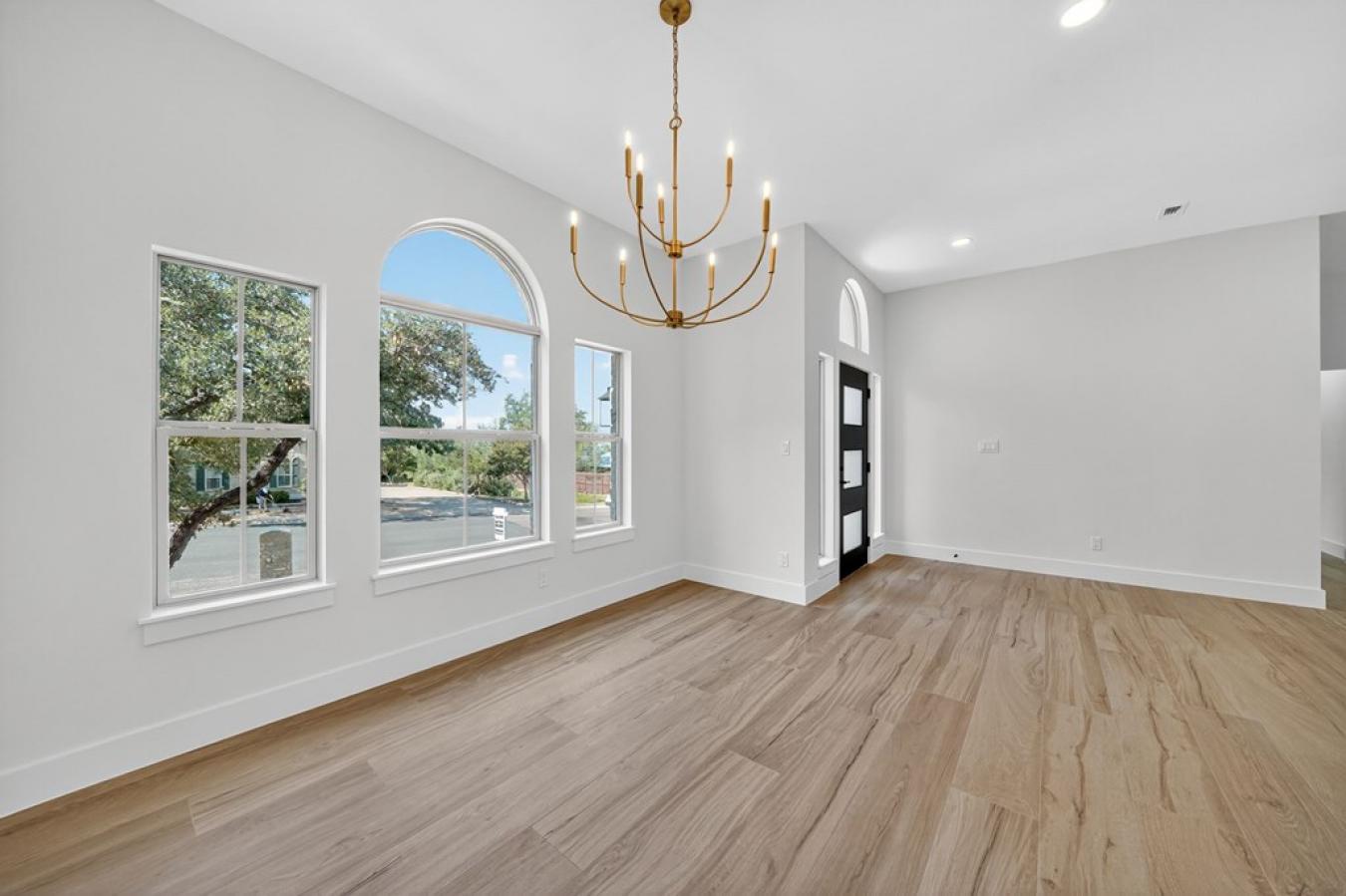 Fredericksburg, Gillespie, 78624, United States, 3 Bedrooms Bedrooms, ,2 BathroomsBathrooms,Residential,For Sale,1929527