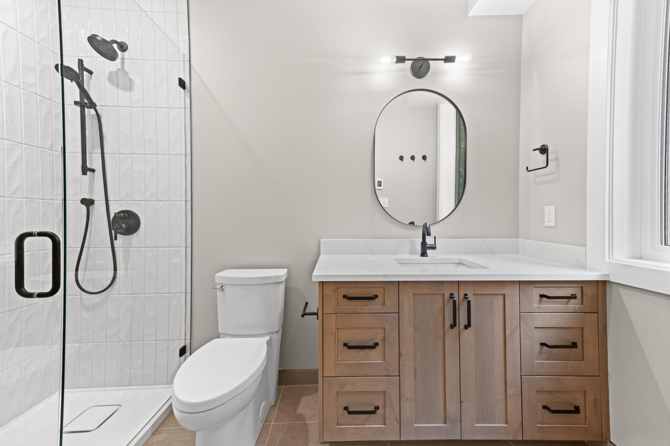 Fernie, BC, V0B 1M6, Canada, 3 Bedrooms Bedrooms, ,4 BathroomsBathrooms,Residential,For Sale,1929526