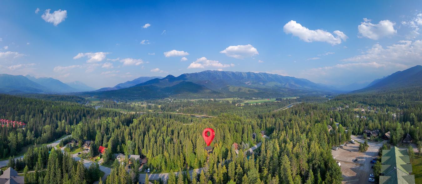 Fernie, BC, V0B 1M6, Canada, 3 Bedrooms Bedrooms, ,4 BathroomsBathrooms,Residential,For Sale,1929526