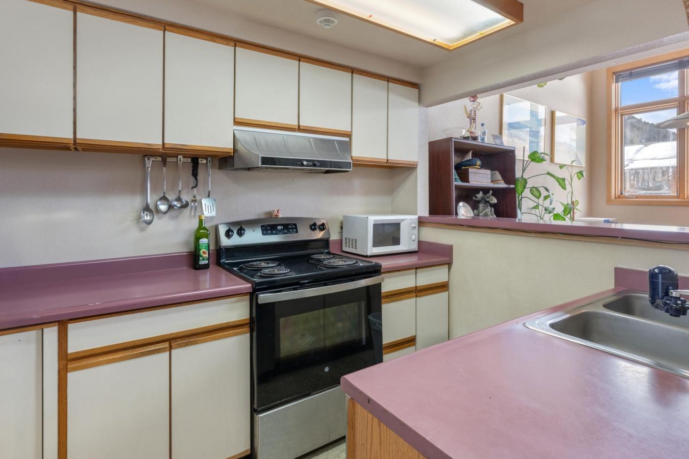 Telluride, Colorado, 81435, United States, 2 Bedrooms Bedrooms, ,Residential,For Sale,1929525