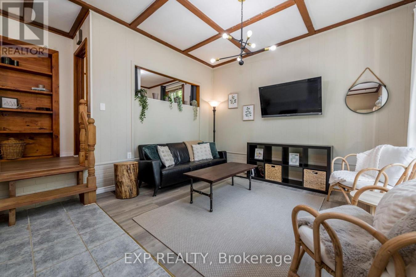 Bracebridge, ON, P1L1X3, Canada, 3 Bedrooms Bedrooms, ,1 BathroomBathrooms,Residential,For Sale,1929521