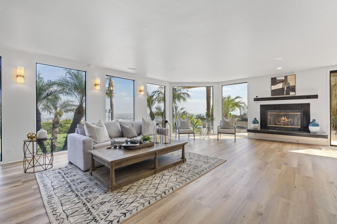 Rancho Palos Verdes, Los Angeles, 90275, United States, 5 Bedrooms Bedrooms, ,3 BathroomsBathrooms,Residential,For Sale,1929520