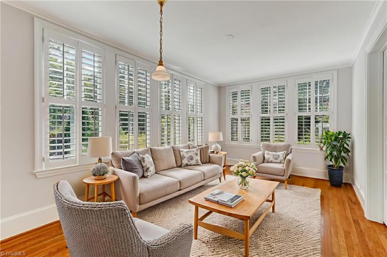 Greensboro, Guilford, 27401, United States, 4 Bedrooms Bedrooms, ,3 BathroomsBathrooms,Residential,For Sale,1933836