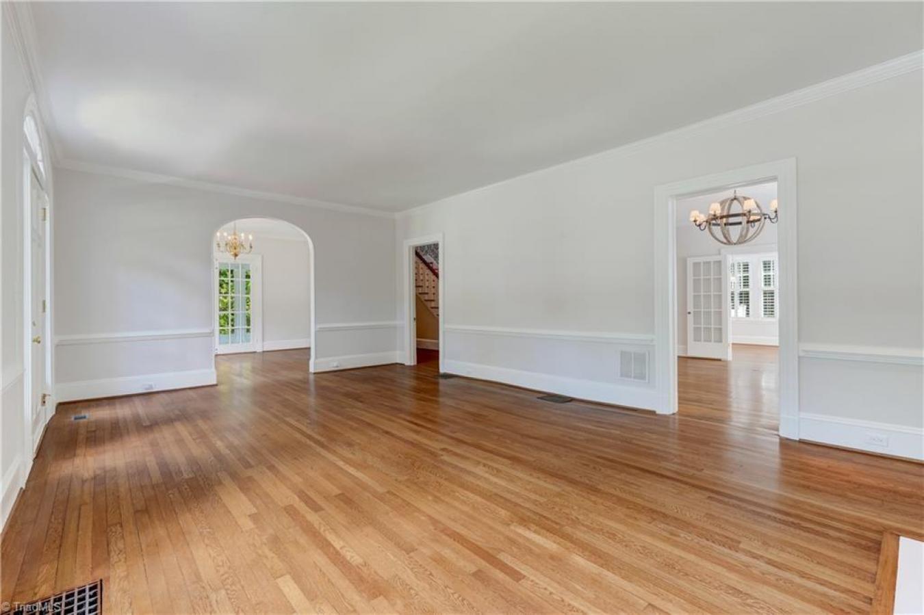 Greensboro, Guilford, 27401, United States, 4 Bedrooms Bedrooms, ,3 BathroomsBathrooms,Residential,For Sale,1933836