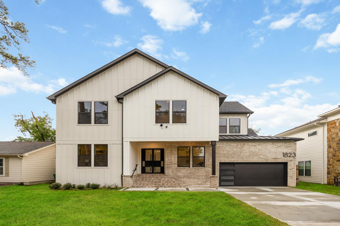 Houston, Texas, 77018, United States, 5 Bedrooms Bedrooms, ,4 BathroomsBathrooms,Residential,For Sale,1933835