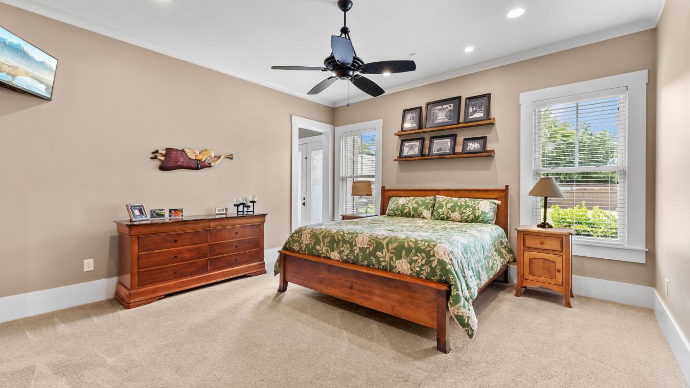 Texarkana, Bowie, 75503, United States, 3 Bedrooms Bedrooms, ,3 BathroomsBathrooms,Residential,For Sale,1933833