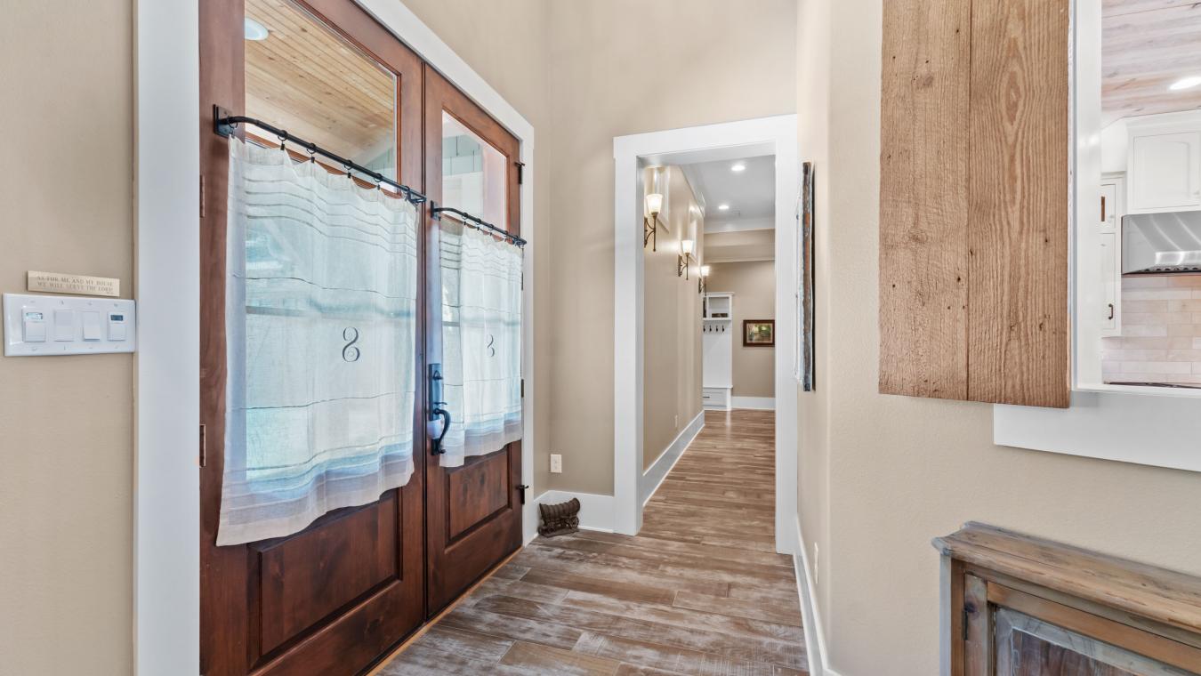 Texarkana, Bowie, 75503, United States, 3 Bedrooms Bedrooms, ,3 BathroomsBathrooms,Residential,For Sale,1933833