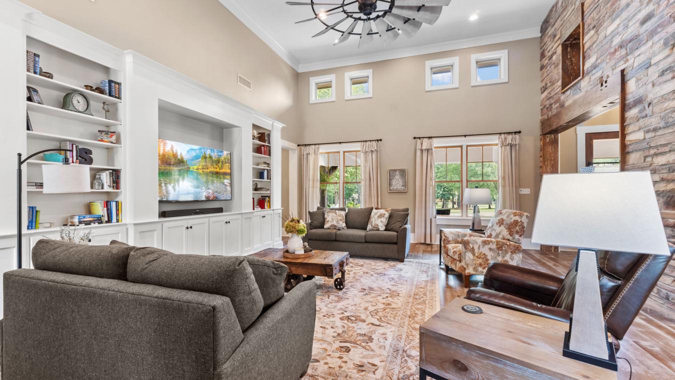 Texarkana, Bowie, 75503, United States, 3 Bedrooms Bedrooms, ,3 BathroomsBathrooms,Residential,For Sale,1933833